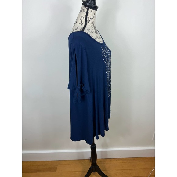 WestPort Blue and silver bedazzled short sleeve blouse with cutouts in arms - Picture 5 of 10